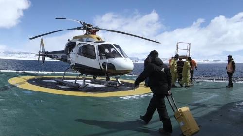 UST-4030 _ Aerospatiale AS355F2 Ecureuil